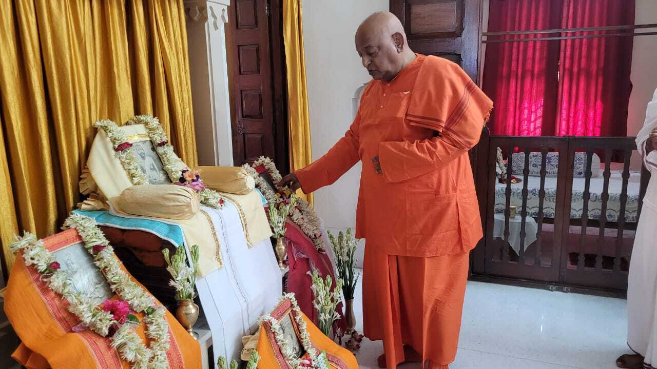 Revered Swami Divyanandaji Maharajji's Visit 14-16 June